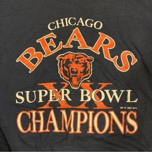 Vintage 1985 Chicago Bears Championship T-Shirt Size Large Fits Small/Medium